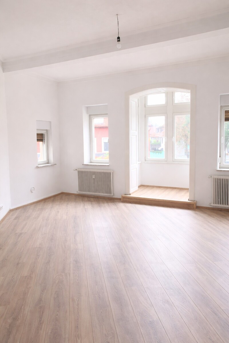 1. OG rechts Zimmer andere Sicht Mehrfamilienhaus Worms