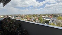  3-Zimmer-ETW mit zwei Balkonen, Aufzug, Garage und Stellplatz - gepflegtes Wohnen in Neuhausen