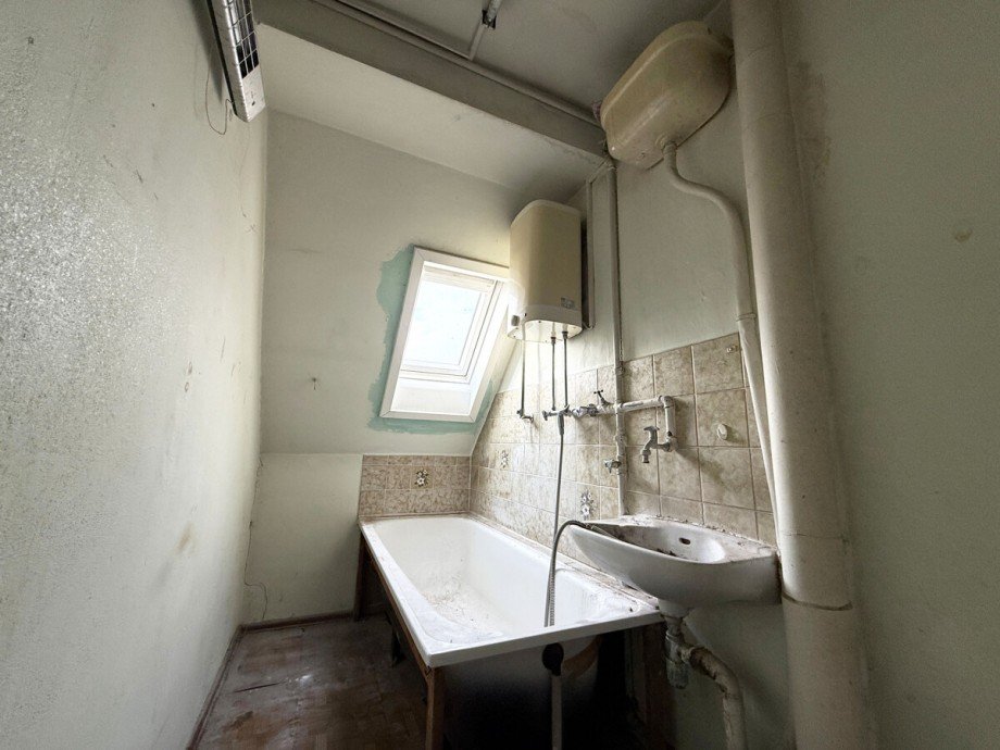  Dachgeschosswohnung Worms