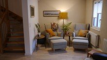 1. OG Wohnzimmer, Einrichtungsvorschlag 2 Exklusives Einfamilienhaus zur Miete - Historischer Charme trifft modernen Wohnkomfort