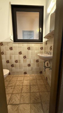 EG G�ste-WC Einfamilienhaus mit Einliegerwohnung und S�dgarten in ruhiger Lage von Worms-Pfeddersheim (3D-Tour)
