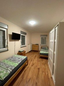 OG Zimmer Saniertes Wohnhaus mit Zimmervermietung und ELW in Offstein - Flexibles Nutzungspotenzial