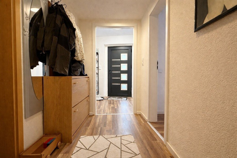 ELW Flur Mehrfamilienhaus Offstein