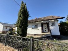  Einfamilienhaus in ruhiger Lage von Eich mit gro�em Garten, Terrasse und Tandemgarage