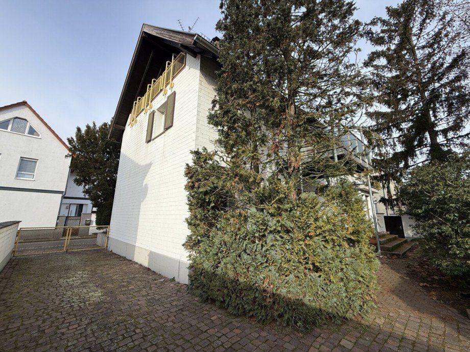 Hof Einfamilienhaus Worms / Heppenheim an der Wiese