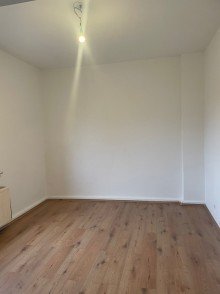 2. OG rechts Aufteilerobjekt - Irish Pub und moderne Apartments - Sichere Einnahmequelle