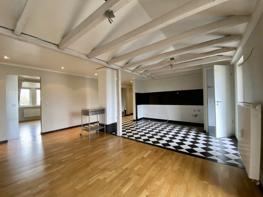  Dachgeschosswohnung Worms