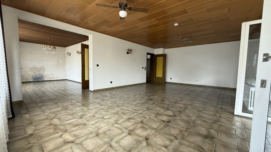  Zweifamilienhaus Dorn-D�rkheim