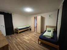 OG Zimmer Saniertes Wohnhaus mit Zimmervermietung und ELW in Offstein - Flexibles Nutzungspotenzial