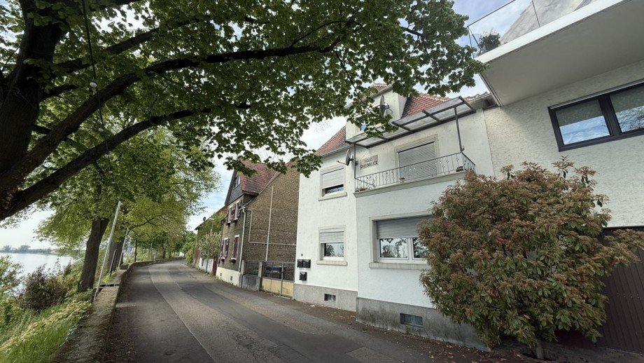  Mehrfamilienhaus Worms / Rheind�rkheim