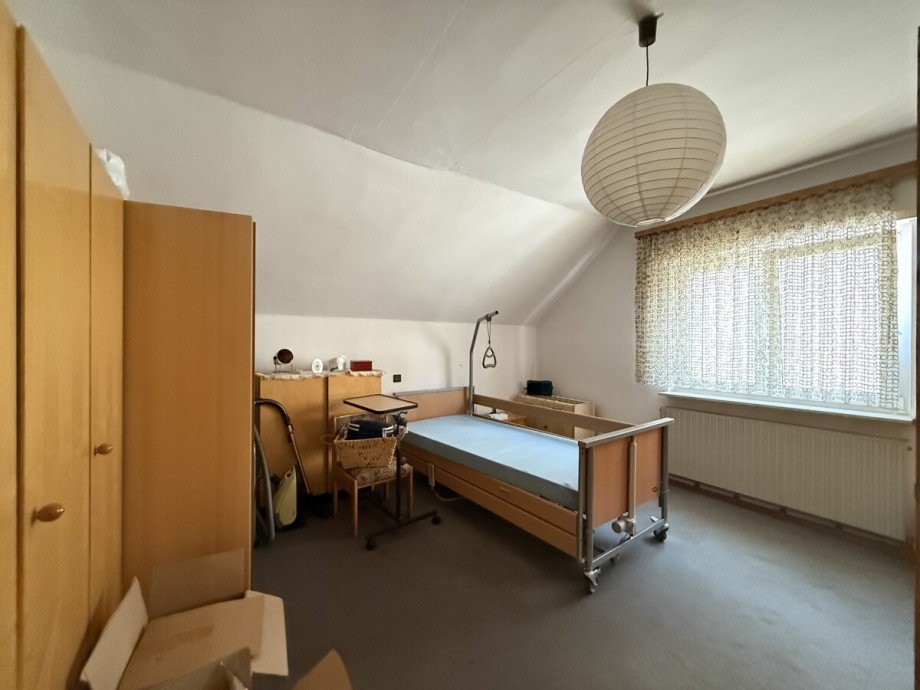 OG Zimmer 1 Einfamilienhaus Worms