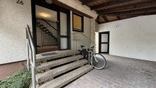 Eingang Einfamilienhaus mit Einliegerwohnung und S�dgarten in ruhiger Lage von Worms-Pfeddersheim (3D-Tour)