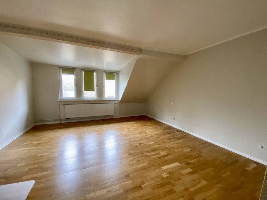  Dachgeschosswohnung Worms