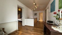  Einziehen & Wohlf�hlen: Familienhaus mit Garten, Balkon & moderner Ausstattung (3D-Tour)