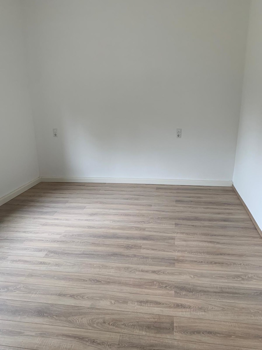 1. OG rechts Haus Worms